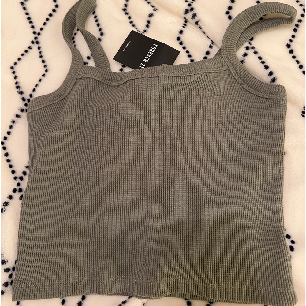 green square neck forever 21 tank top